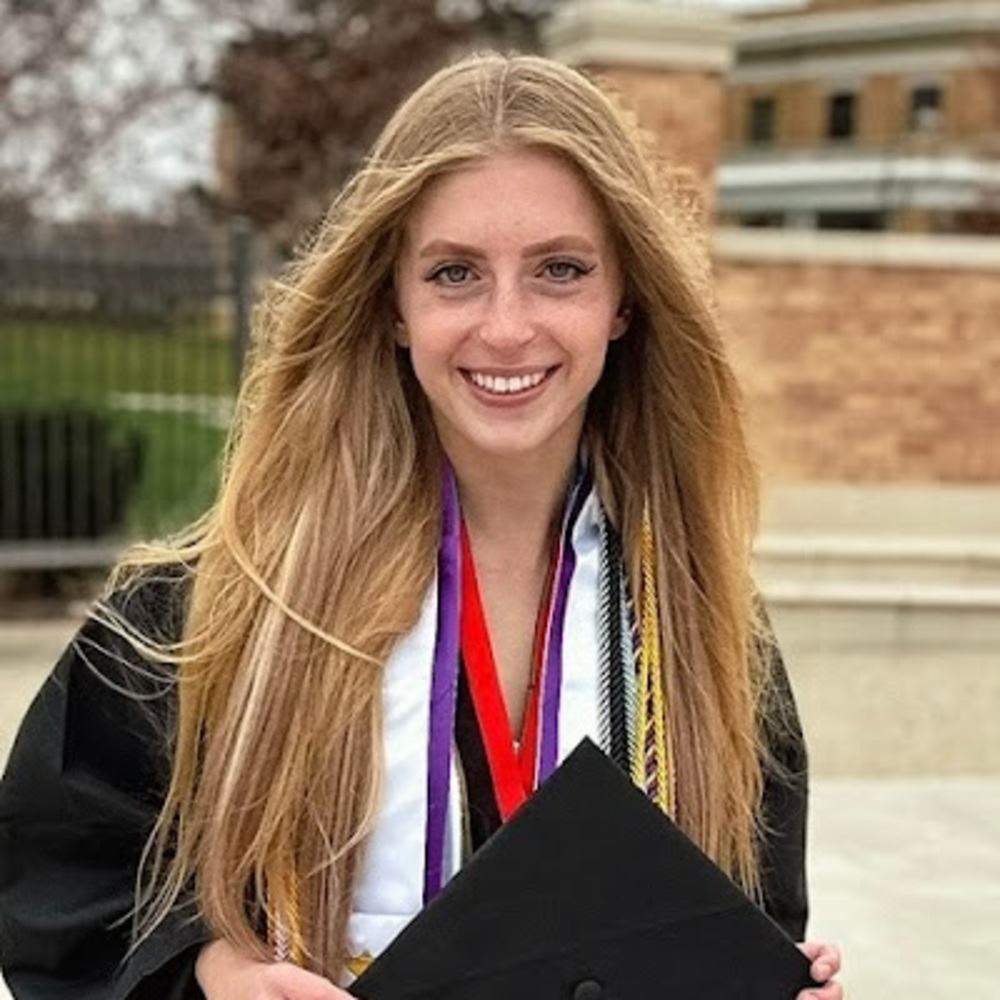 Meet your Posher, Corrianne